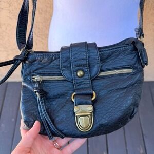 Black leather crossbody bag by stone mountain